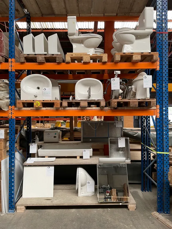 Équipements sanitaires en vente