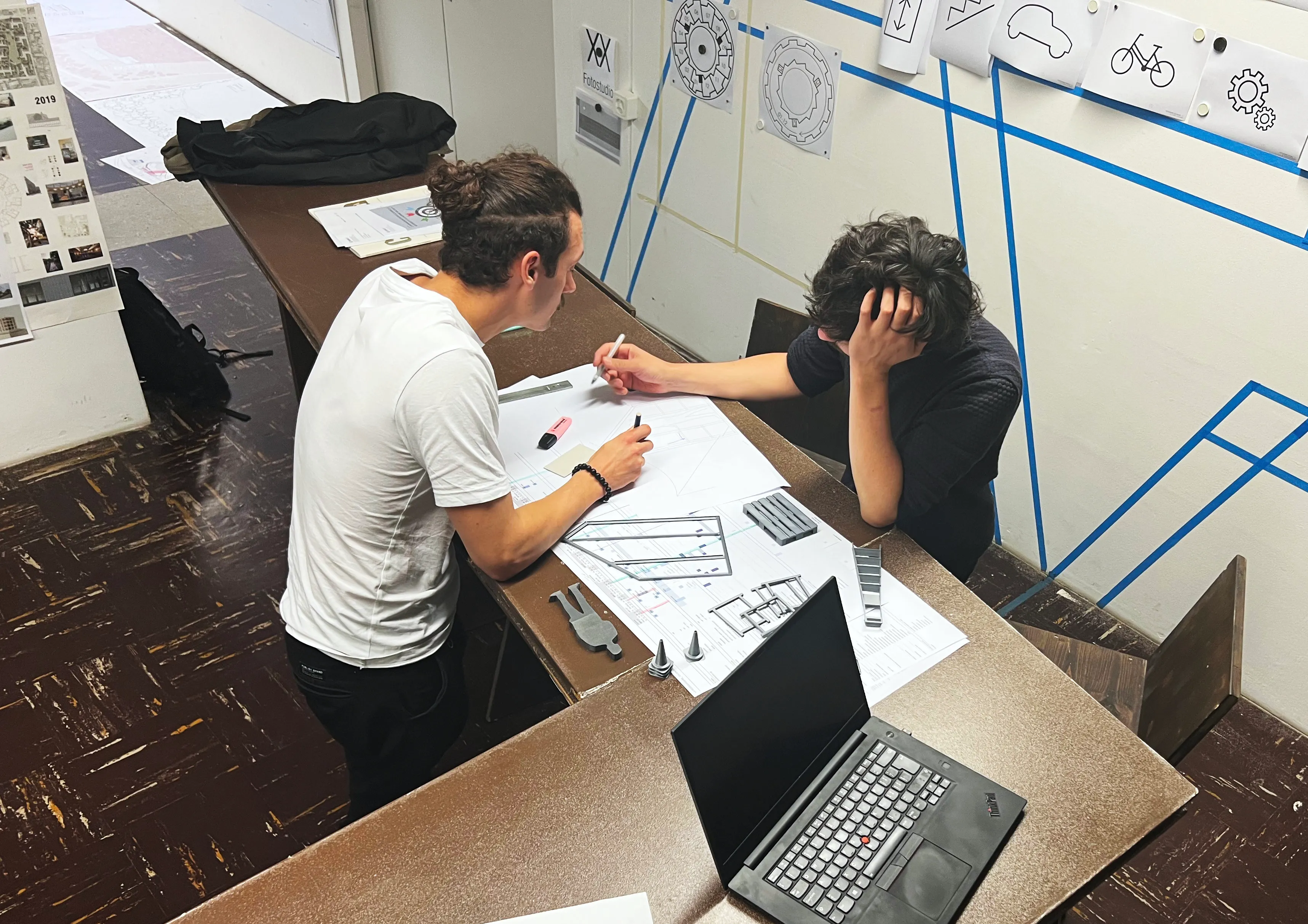 Séance de conception de la Fusée Bleue